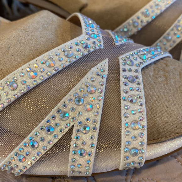 Dream Pairs Nina Low Pump Sandals. WORN ONCE - Picture 2 of 9